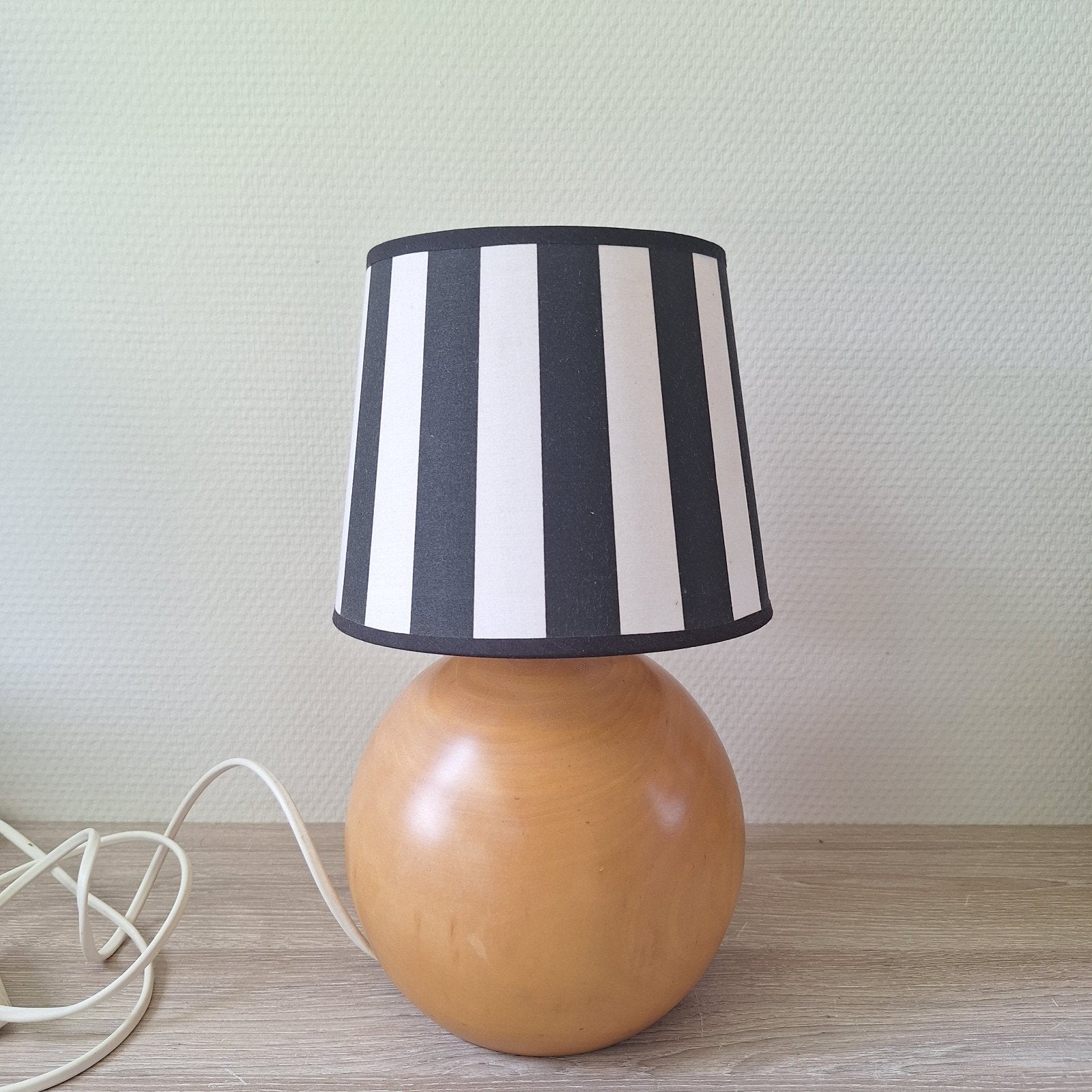 Super leuk wit zwart gestreept lampenkapje, Ophalen of Verzenden, Zo goed als nieuw, Minder dan 50 cm