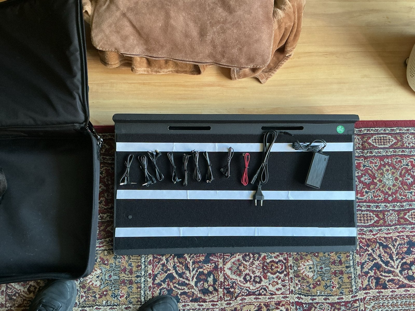 Gator Cases Pedal Tote met voeding en kabels, Ophalen, Zo goed als nieuw, Overige typen