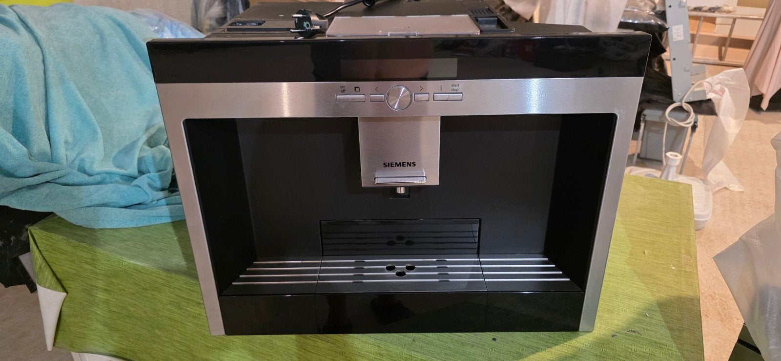 Siemens TK76K572/02 Inbouw Koffiemachine – Defect / Voor ond, Witgoed en Apparatuur, Koffiezetapparaten, Ophalen of Verzenden