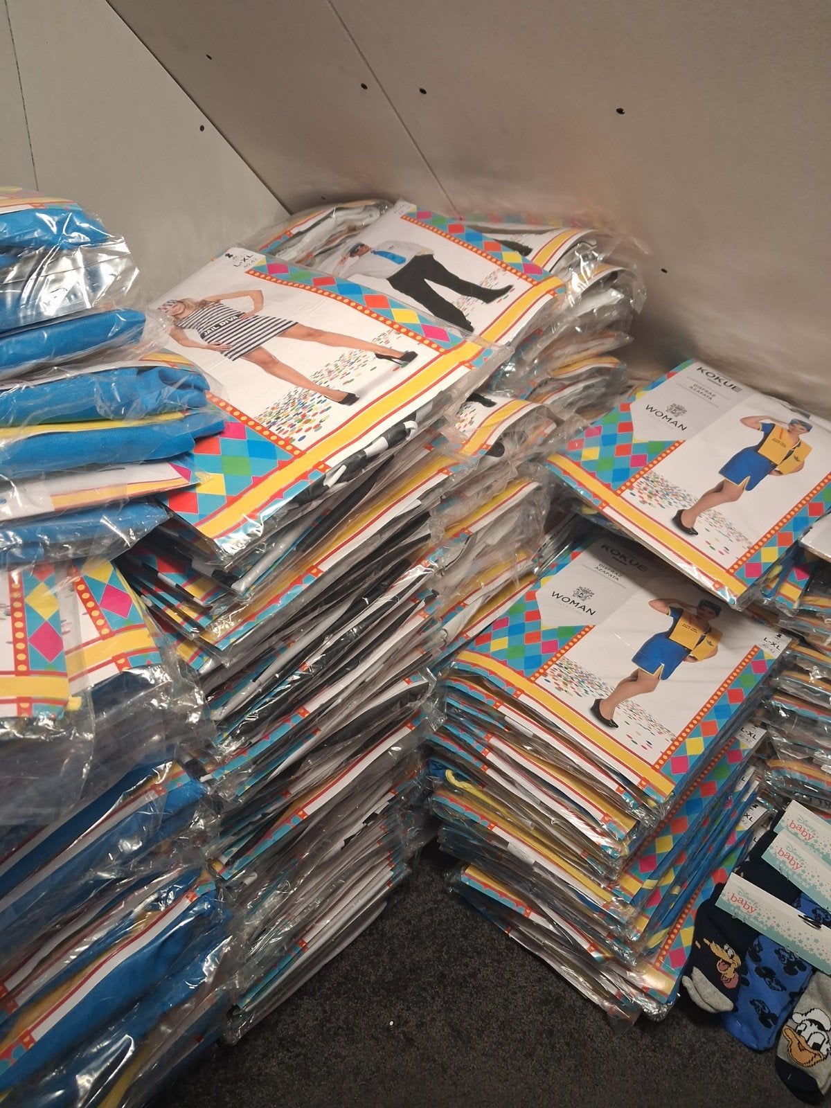 100 Nieuwe Verkleedkleding Kostuums - Diverse Maten en Types, Ophalen, Nieuw, Maat 38/40 (M), Carnaval