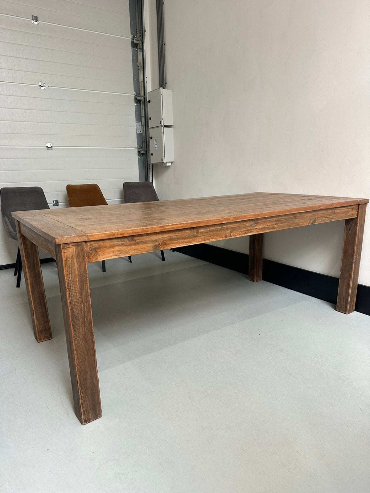 Uitschuifbare massief houten tafel - 2m tot 3m, Ophalen, 200 cm of meer, 50 tot 100 cm, Zo goed als nieuw