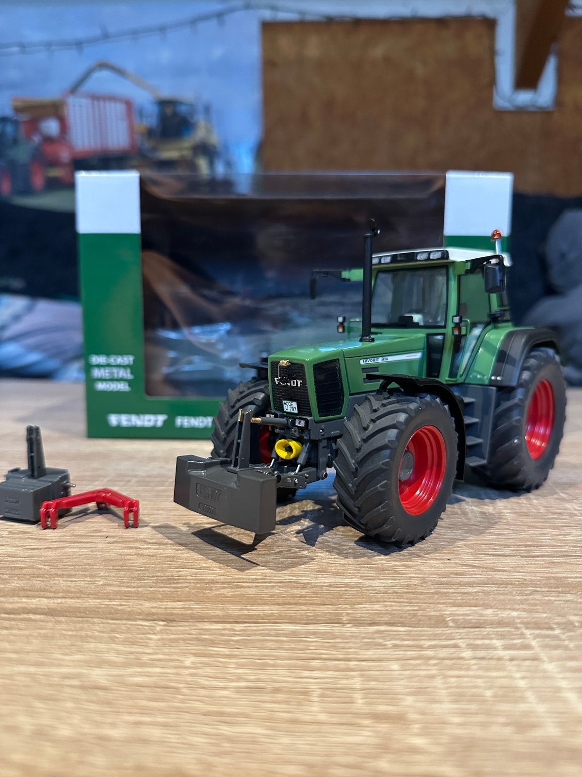 Fendt 816 Weise Toys 1:32, Hobby en Vrije tijd, Modelauto's | 1:32, Ophalen of Verzenden, Zo goed als nieuw, Tractor of Landbouw