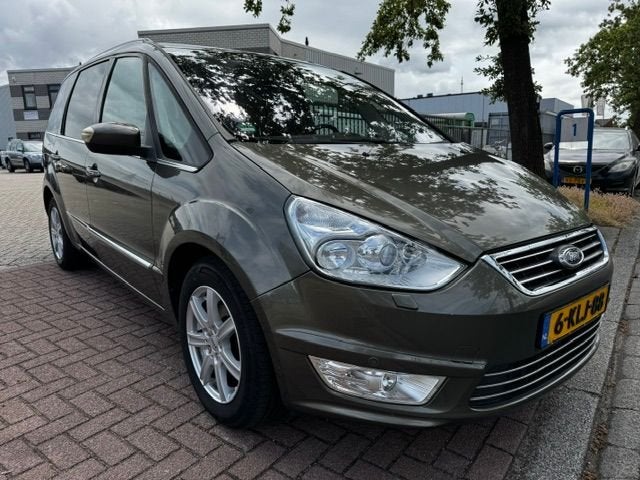 Ford Galaxy 1.6 SCTi Lease Titanium 7persoons EXPORT PRIJS E, Auto's, Voorwielaandrijving, Gebruikt, Zwart, 4 cilinders