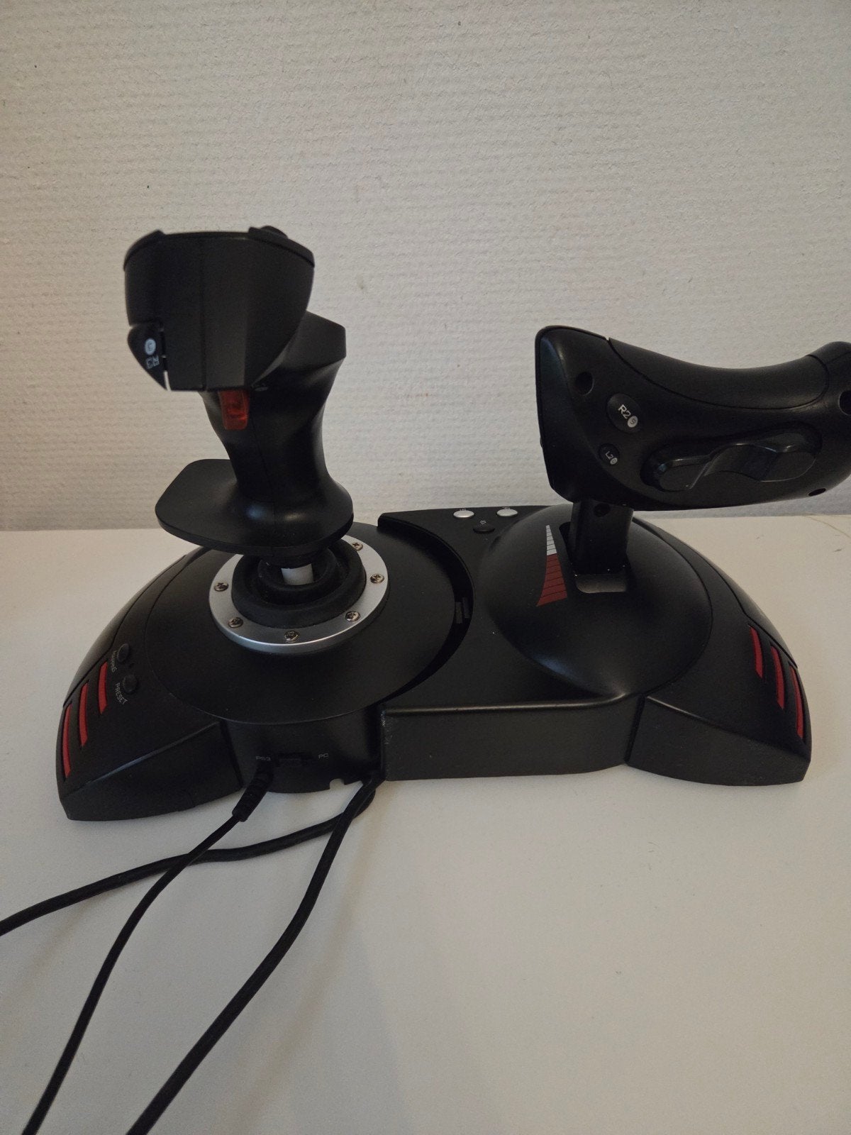 Thrustmaster T.Flight Hotas X Joystick, Computers en Software, Joysticks, Ophalen of Verzenden, Gebruikt, Thrustmaster