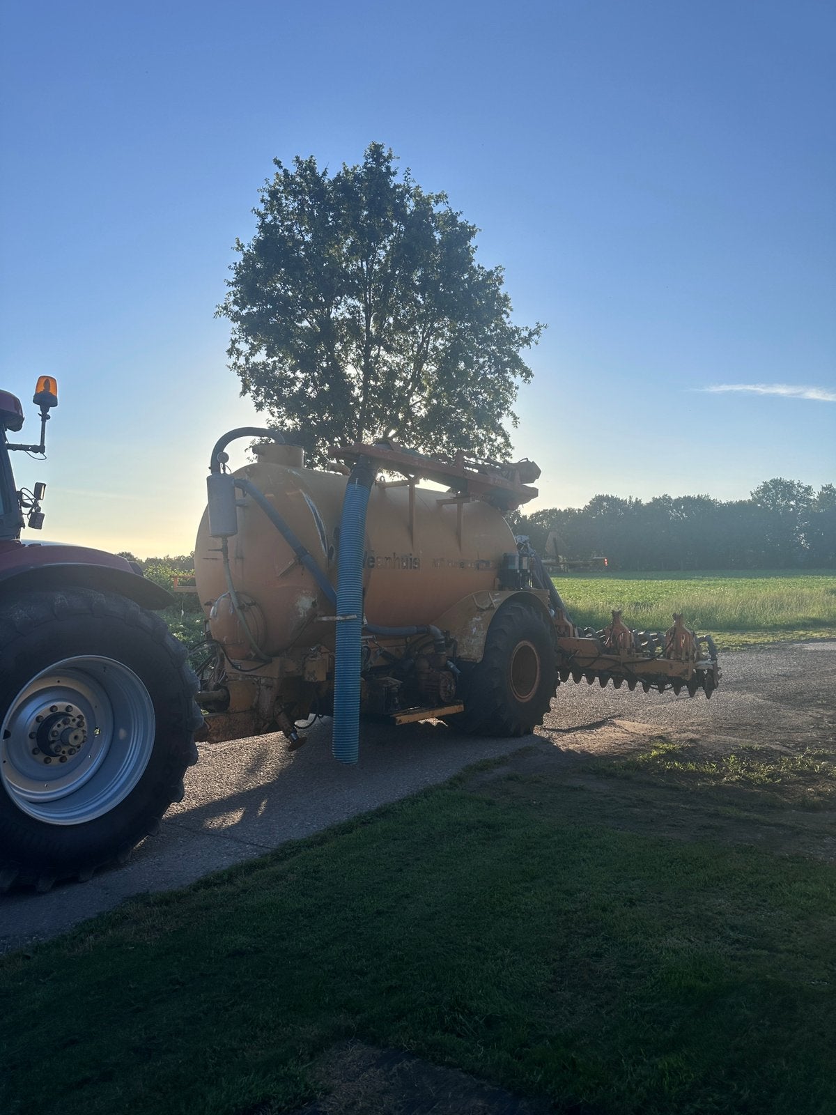 Veenhuis mesttank giertank vmb 9500 zuigarm, Ophalen, Gewasbescherming en Bemesting