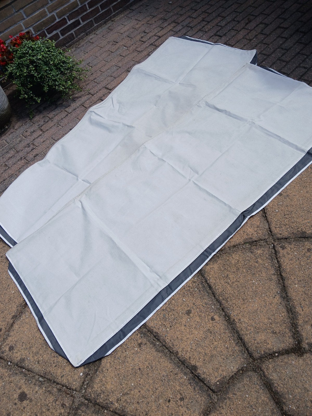2 Universele Zonneluifels voor Caravan 70x180 cm - Compleet, Caravans en Kamperen, Ophalen of Verzenden, Gebruikt