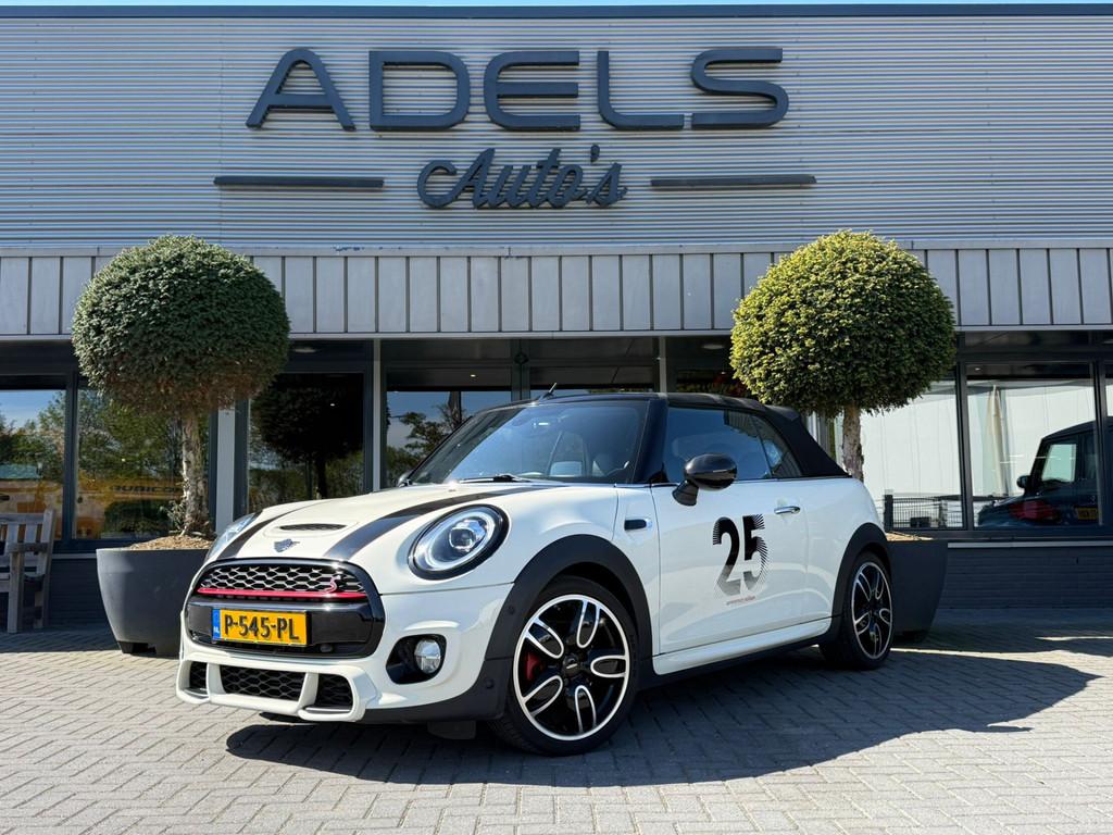 MINI Cabrio 2.0 Cooper S Chili John Cooper Works Facelift Sp, 1998 cc, Parkeerassistent, Gebruikt, 4 stoelen