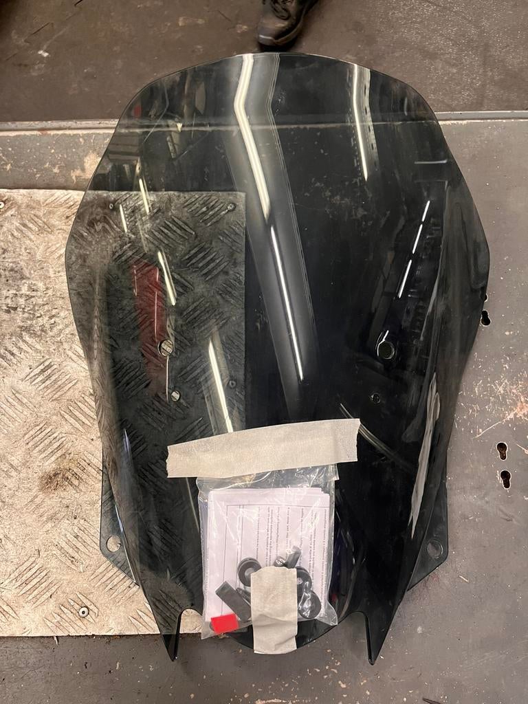 Origineel windscherm smoke Piaggio mp3 310 sport, Ophalen of Verzenden, Zo goed als nieuw, Overige typen, Piaggio