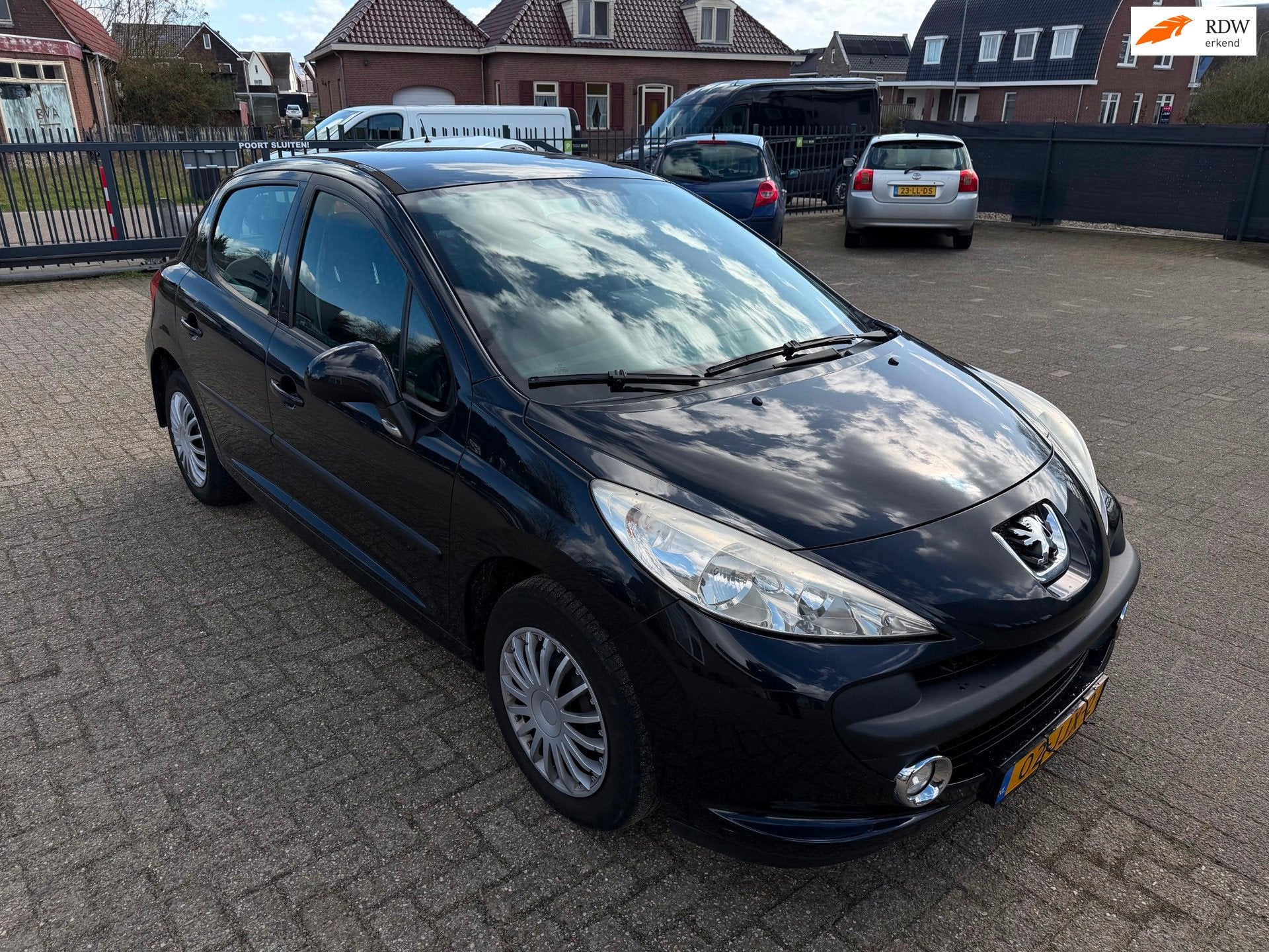 Peugeot 207 1.4 EXPORT | Airco | Cruise Control | CarPlay |, Auto's, Voorwielaandrijving, Zwart, Origineel Nederlands, Bedrijf