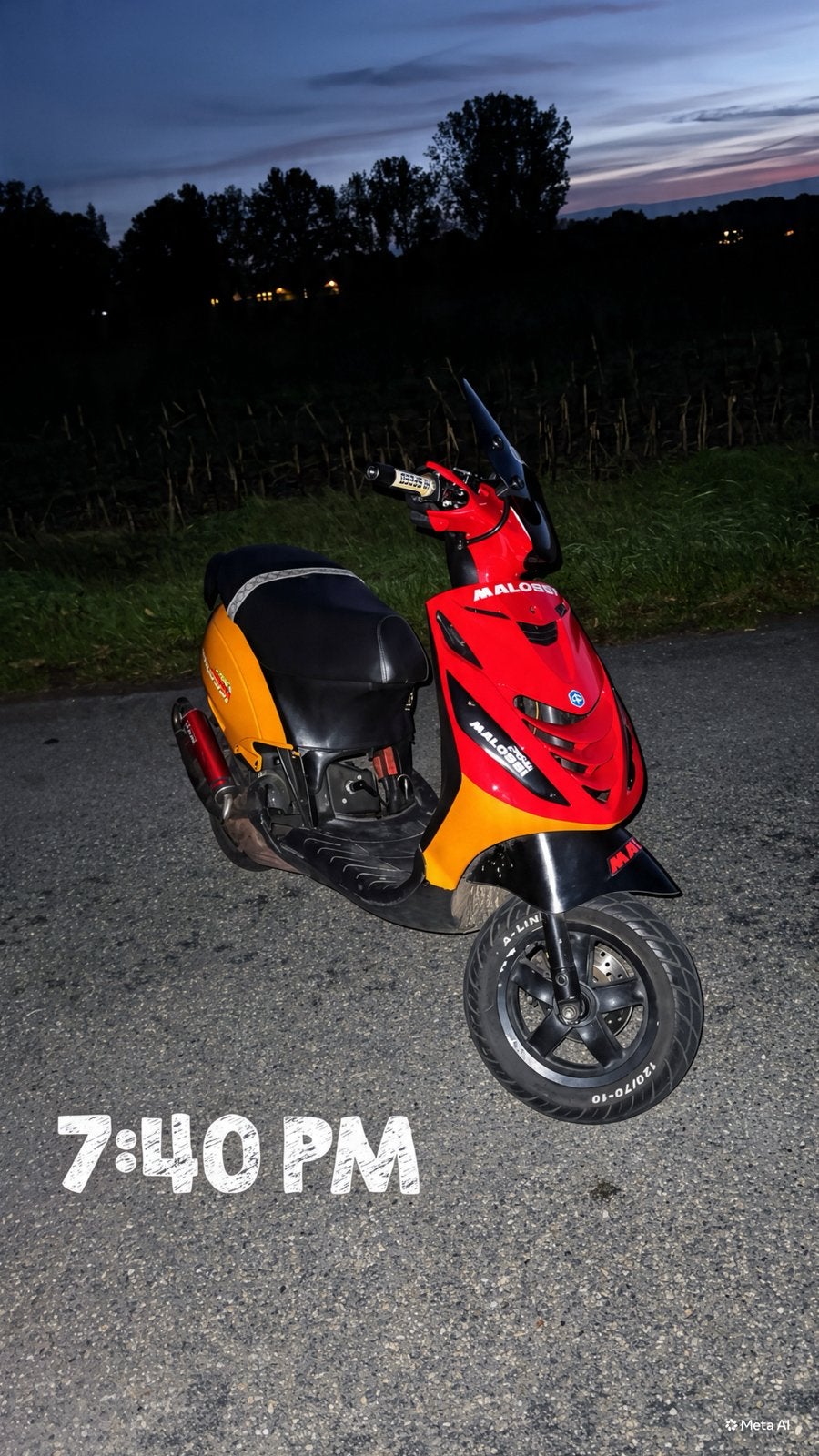 Zip 70cc tekoop/teruil, Fietsen en Brommers, Ophalen, Zo goed als nieuw, Tweetakt, Zip