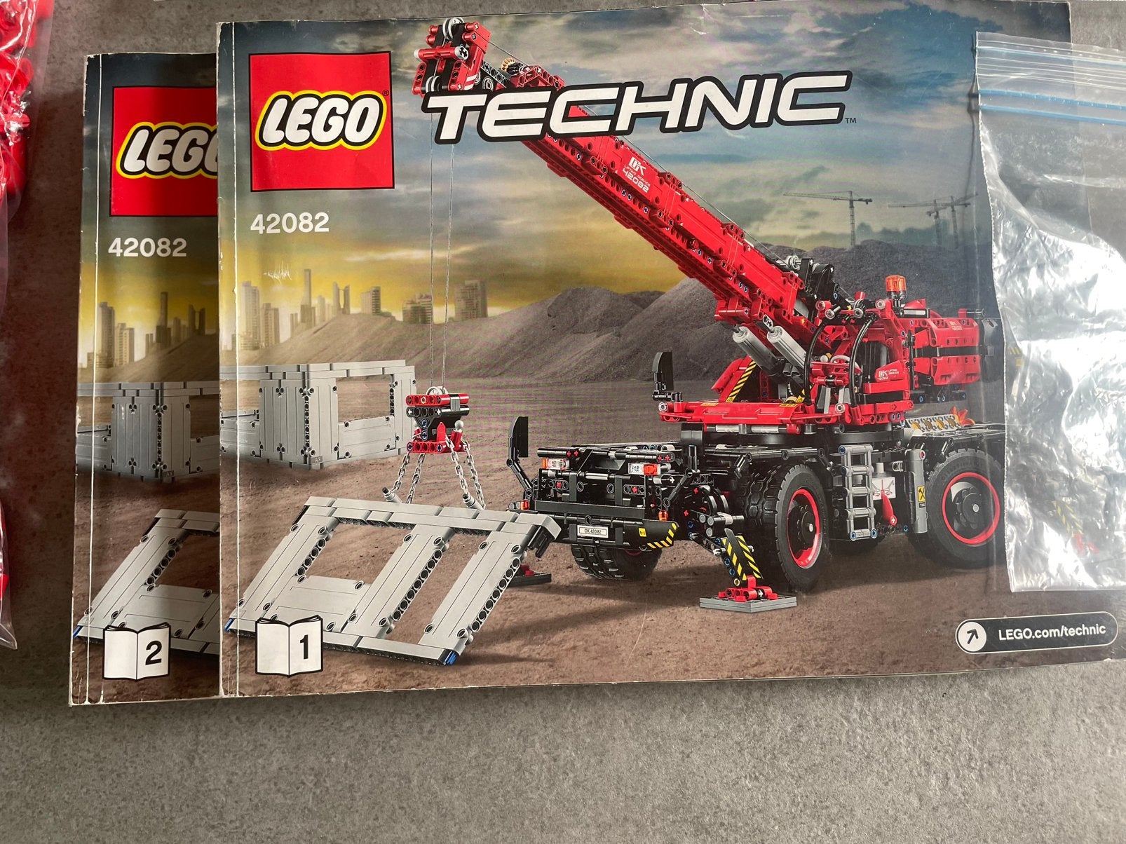 Te koop: LEGO Technic 42082 Ruw Terrein kraan, Ophalen of Verzenden, Zo goed als nieuw, Technic, Complete set