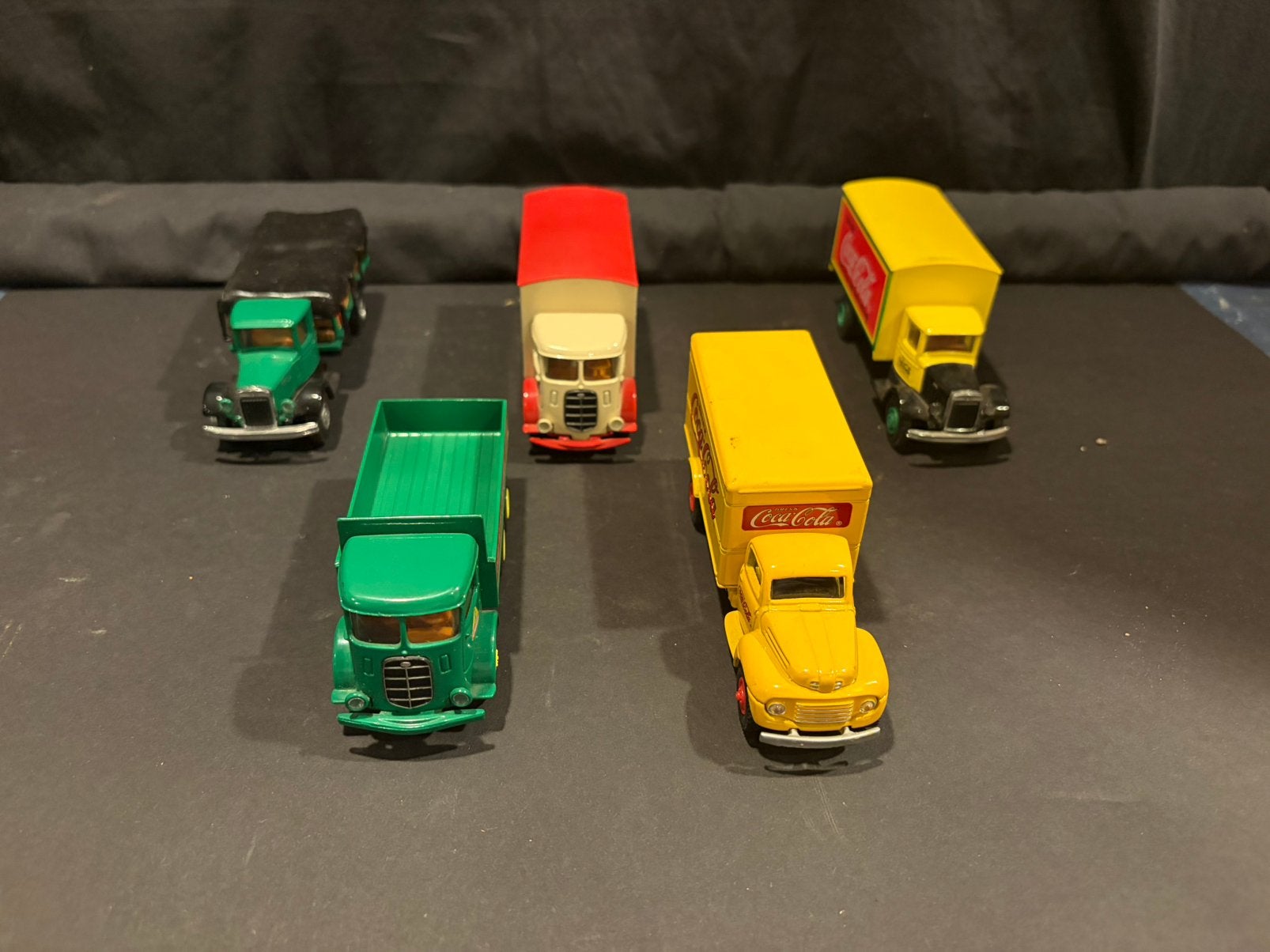 5 hartoy Coca-Cola trucks., Ophalen of Verzenden, Zo goed als nieuw, Bus of Vrachtwagen