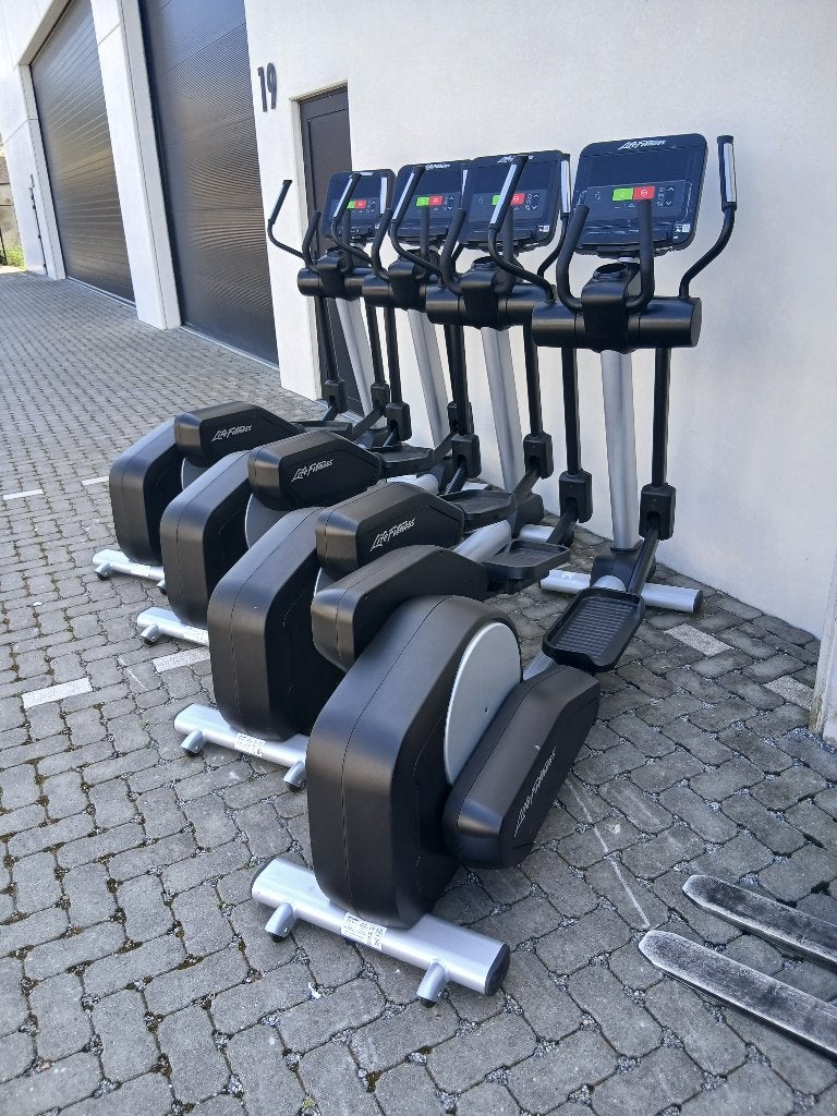 Life Fitness Crosstrainers, Sport en Fitness, Ophalen, Gebruikt, Benen, Overige typen