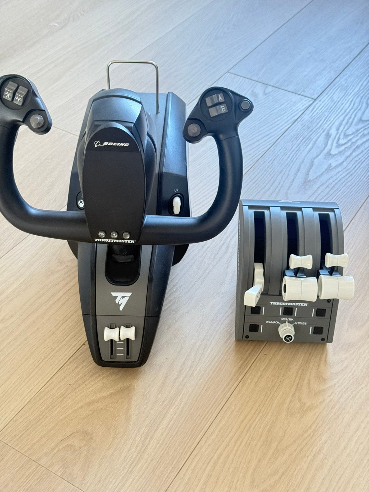 Thrustmaster TCA yoke Captian Edition, Computers en Software, Ophalen of Verzenden, Zo goed als nieuw