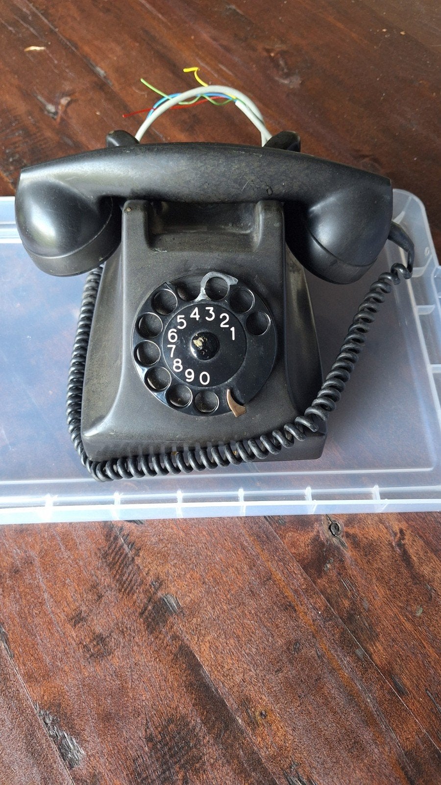 Oude PTT telefoon, Ophalen