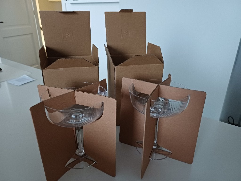 2x Nespresso Barista  Mixologist stemmed glass op voet, Verzamelen, Ophalen of Verzenden, Nieuw, Overige typen