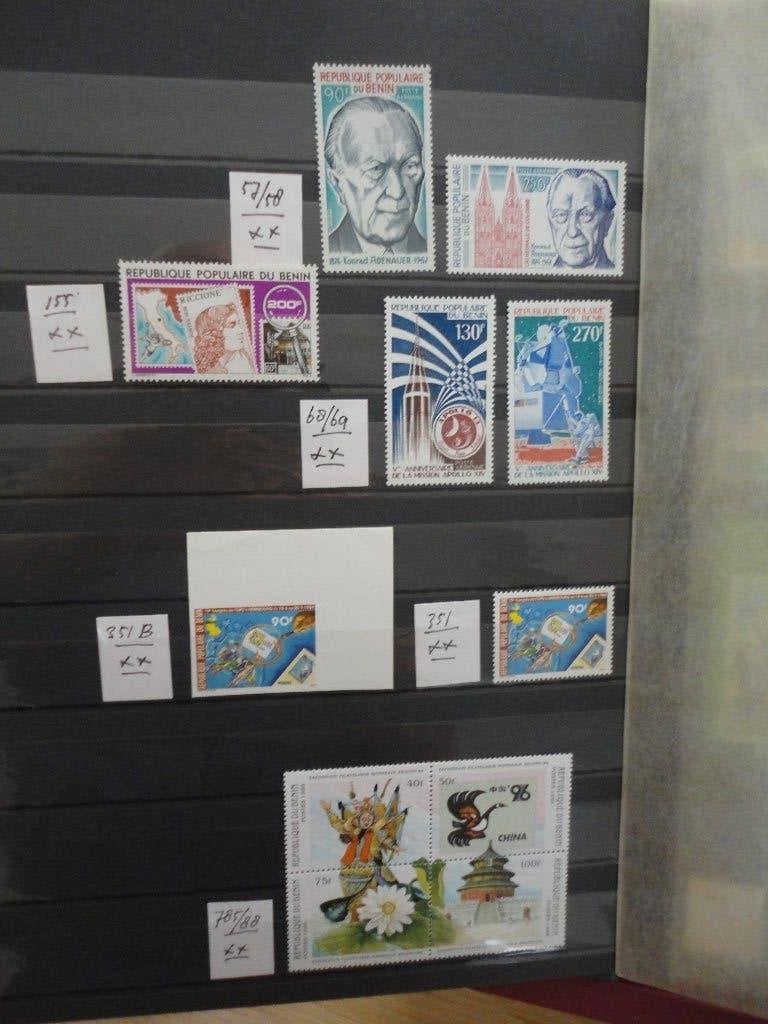 postzegels 2= benin, Postzegels en Munten, Ophalen of Verzenden, Overige landen