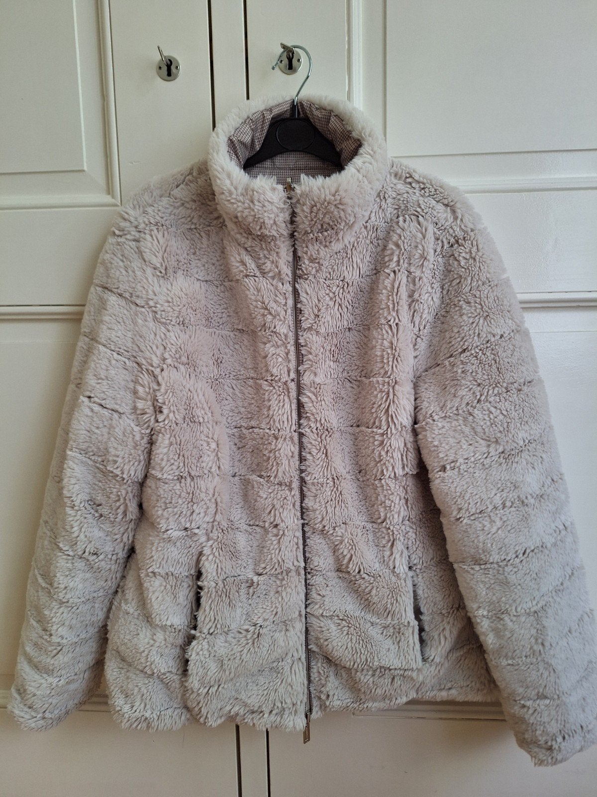 Rino & Pelle tweezijdige jas . mt 42, Beige, Maat 42/44 (L), Ophalen of Verzenden, Gedragen