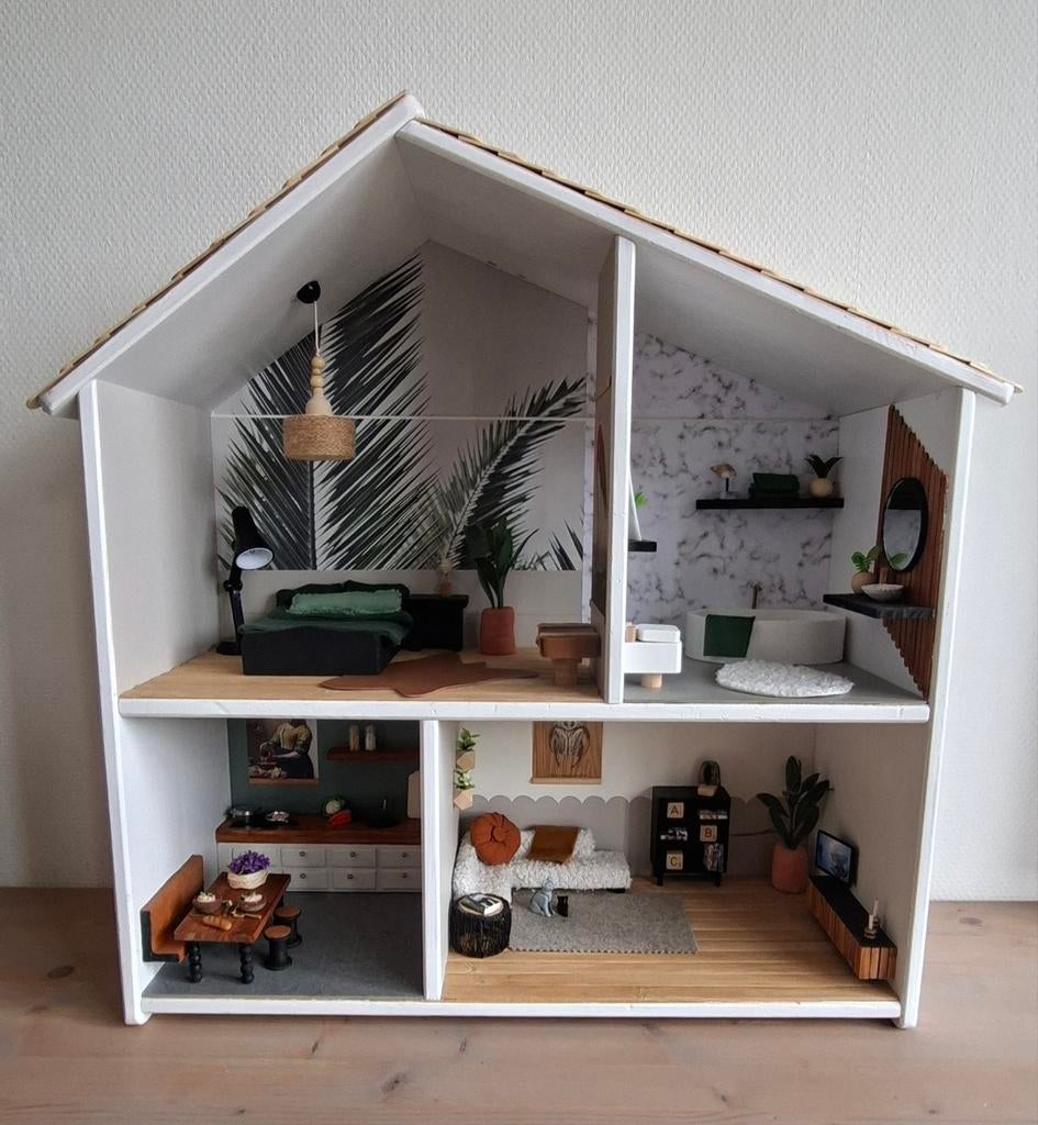 Modern poppenhuis, Ophalen, Nieuw, Poppenhuis
