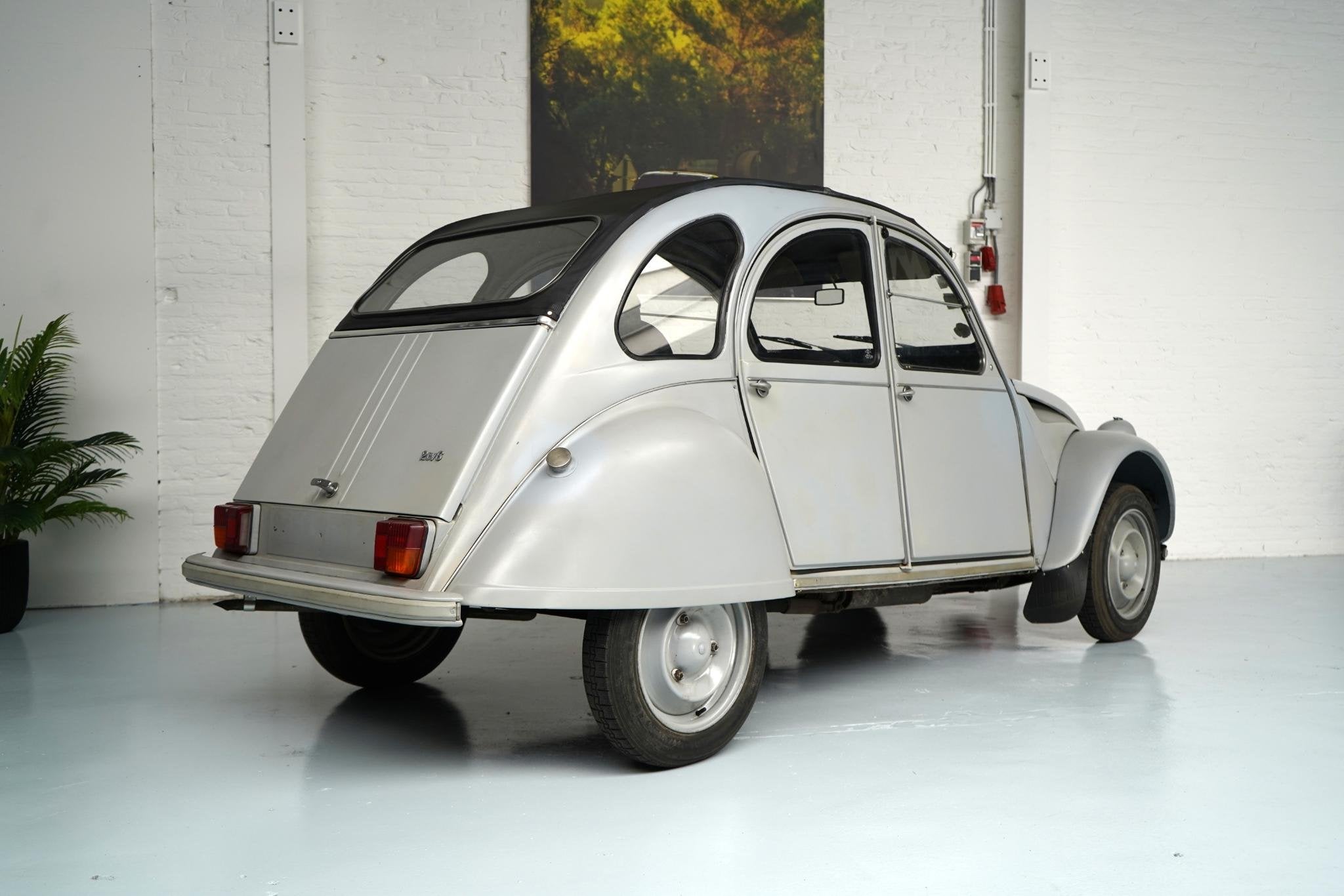 Citroen 2cv 6 AZKA 602cc, foto 2