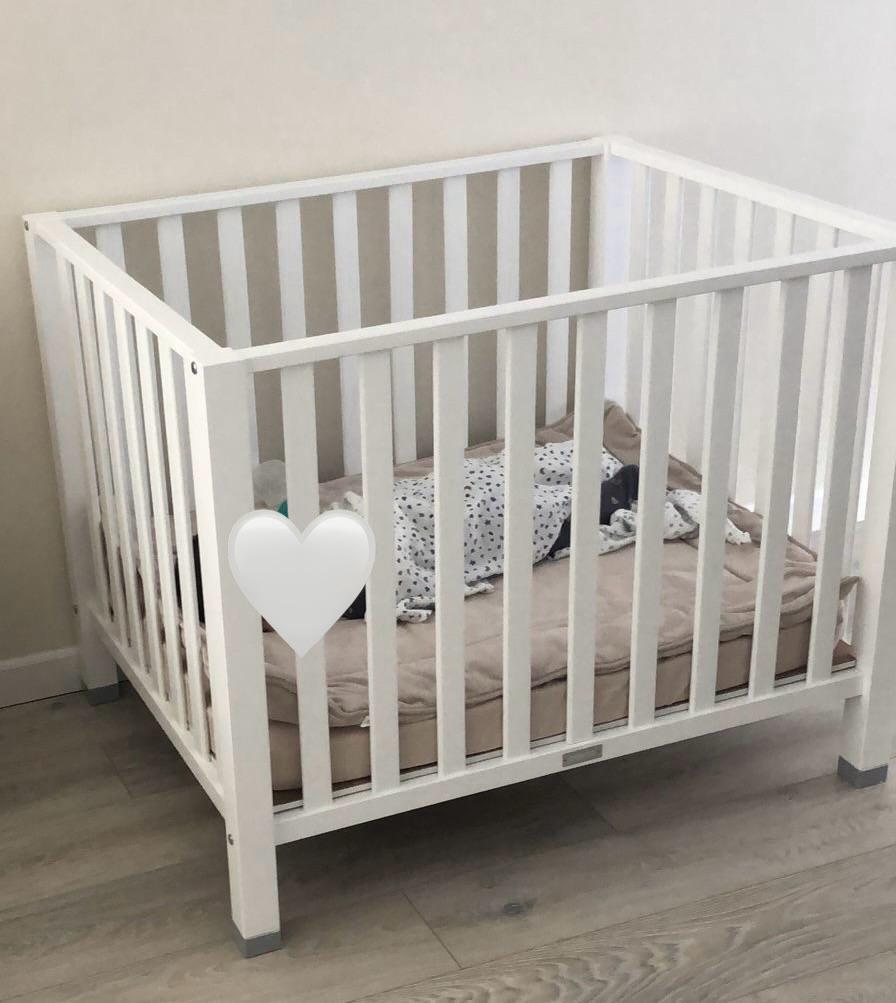 Bopita box wit incl. matras, Ophalen, Gebruikt, Vierkant, In hoogte verstelbaar