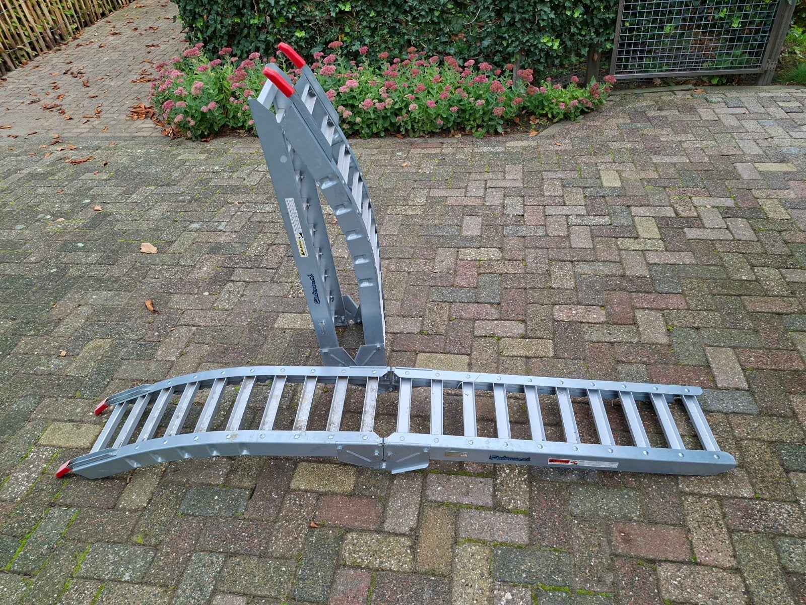 Datona oprijplaten, Ophalen