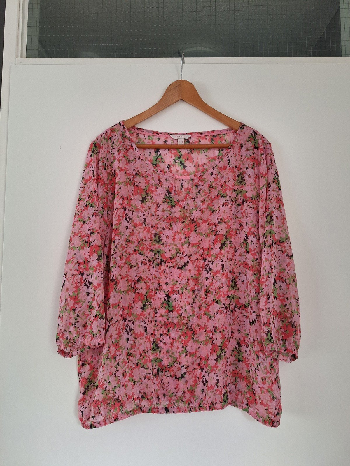 Mooie blouse / top van Esprit mt. 44 €10,-, Maat 42/44 (L), Ophalen of Verzenden, Zo goed als nieuw, Roze