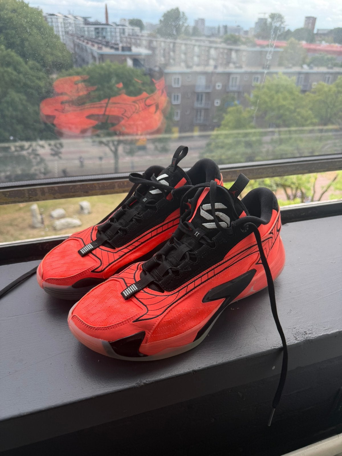 Jordan Luka 2, Ophalen of Verzenden, Zo goed als nieuw, Schoenen