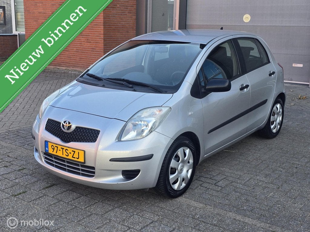 Toyota Yaris 1.3 VVTi Terra✅️Apk✅️, Stof, 4 cilinders, Origineel Nederlands, Bedrijf