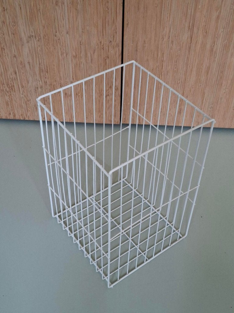 vintage draadstaal mand wasmand retro jaren 70, 80, Gebruikt, Ophalen of Verzenden, Metaal, Minder dan 50 cm