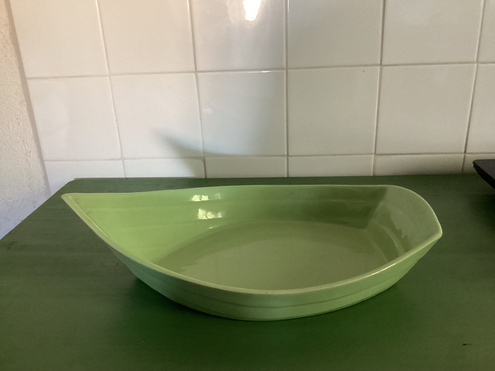 Grote Groene Mosselschaal in de vorm van een Boot. France., Ophalen of Verzenden, Overige stijlen, Kop(pen) en/of Schotel(s), Glas
