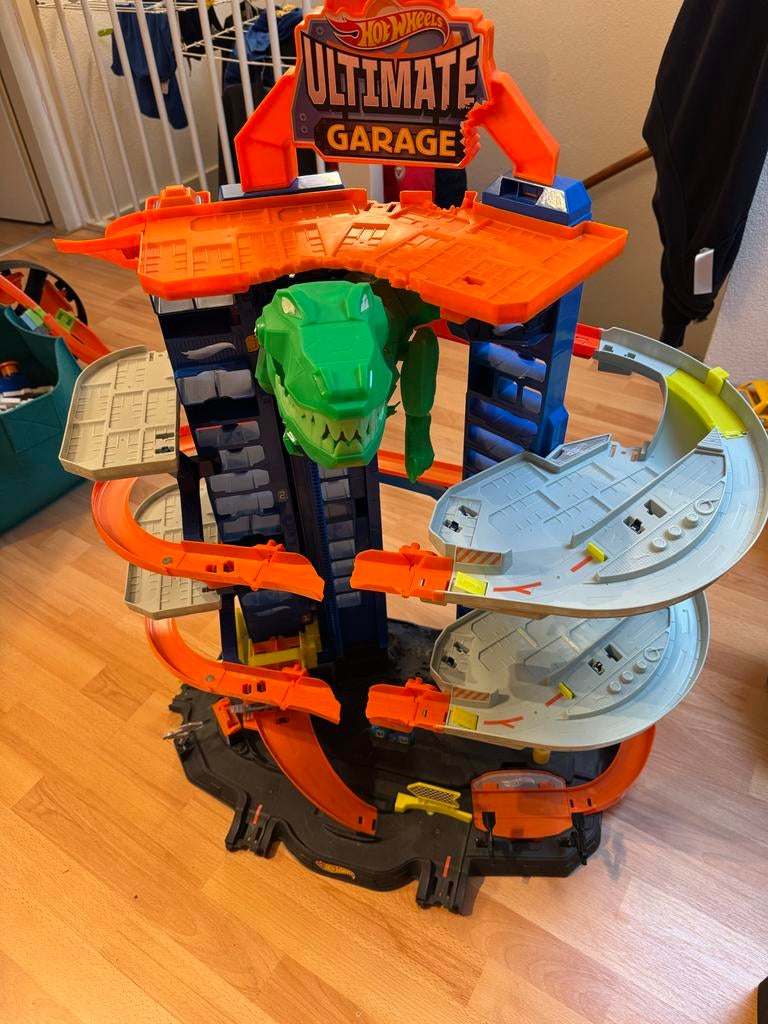 Hotwheels ultimate garage, Ophalen, Gebruikt