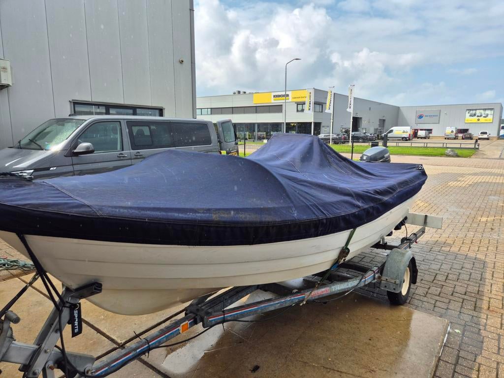 Te koop console boot polyester, Ophalen, Gebruikt, Minder dan 70 pk, Buitenboordmotor