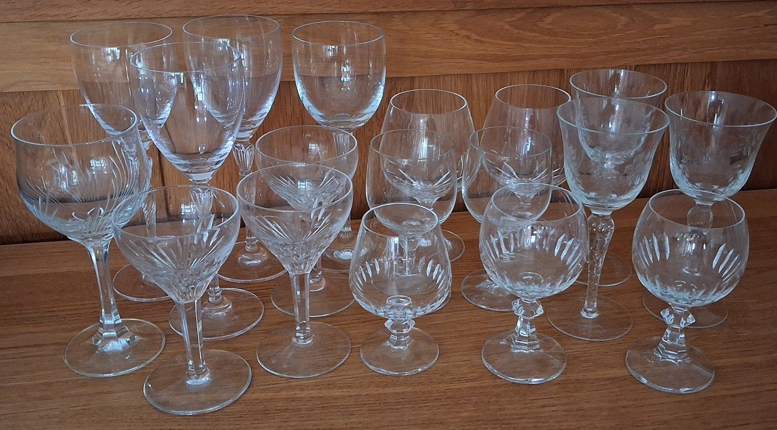 Antiek geslepen kristal 18 stuks, Antiek en Kunst, Antiek | Glas en Kristal, Ophalen of Verzenden