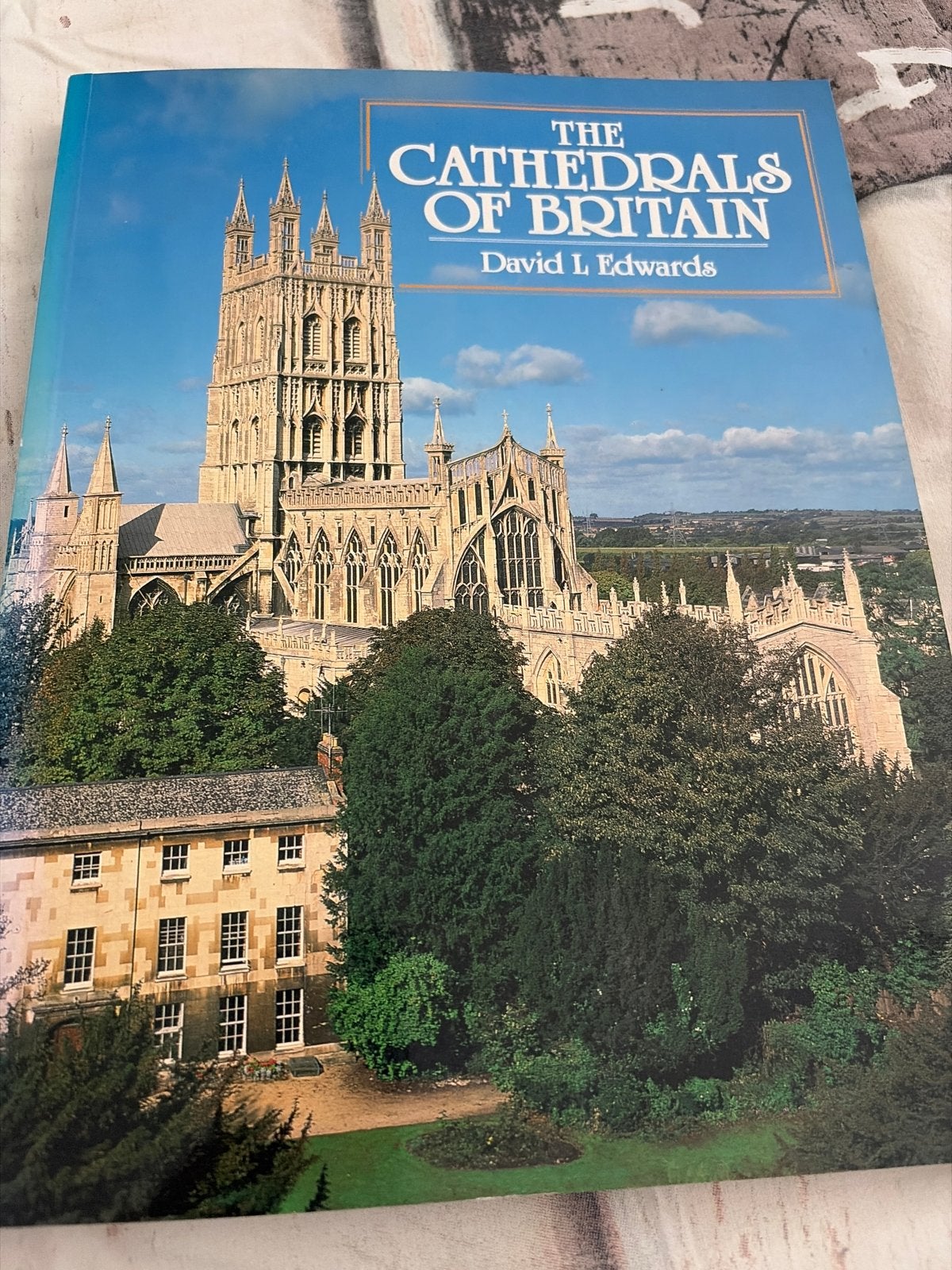 The Cathedrals of Britain - David L Edwards, Ophalen of Verzenden, Gelezen, Christendom | Katholiek
