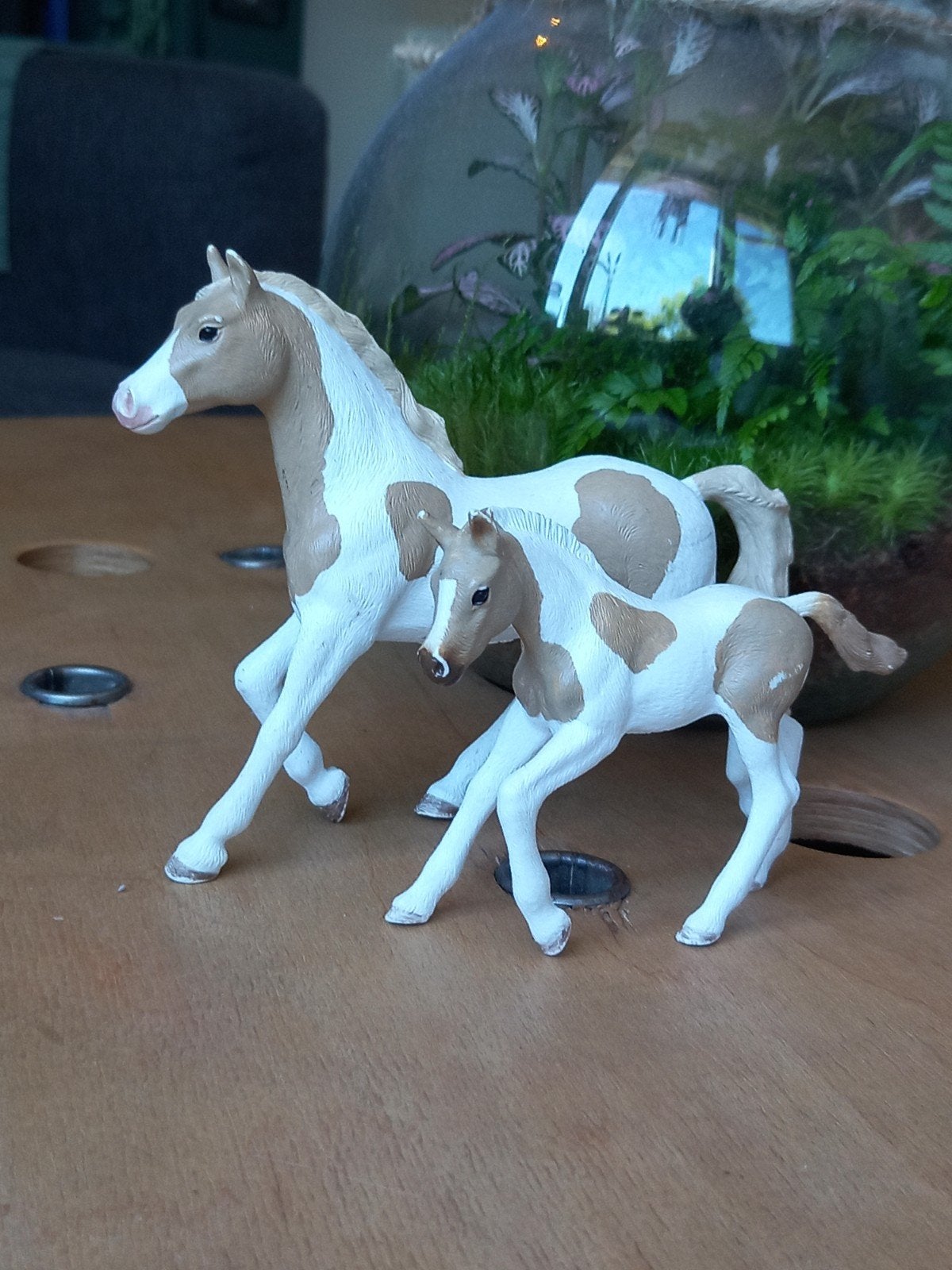 Schleich paint merrie en veulen, Ophalen of Verzenden, Gebruikt, Paard, Beeldje of Figuurtje