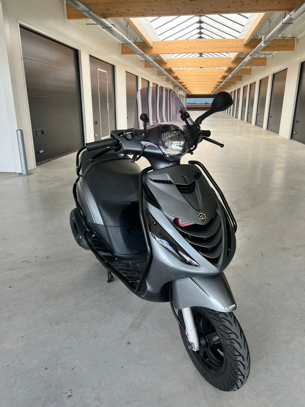 Zip iget 2019, Fietsen en Brommers, Scooters | Piaggio, Ophalen of Verzenden, Zo goed als nieuw, Benzine, Zip
