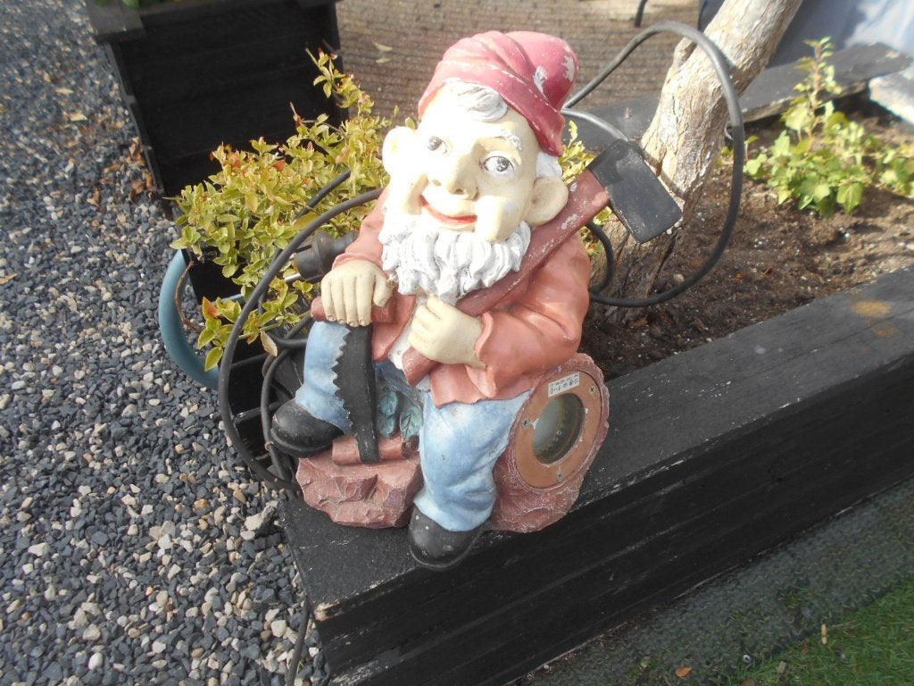 Tuinkabouter met verlichting, Ophalen of Verzenden, Gebruikt, Kunststof