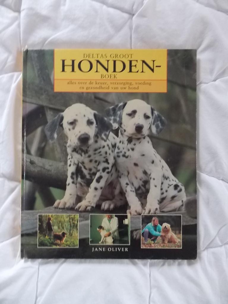 Honden delta boek, Ophalen of Verzenden, Gelezen, Honden