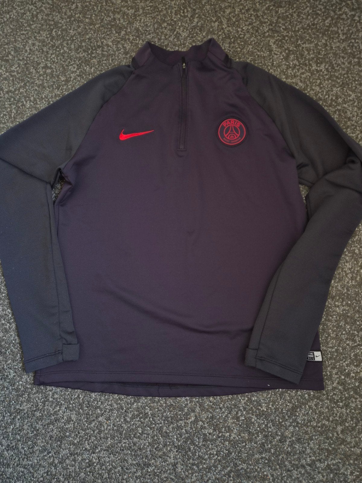 Nike Paris Saint-Germain Trainingsshirt Maat 158/170, Gebruikt, Jongen of Meisje, Sport- of Zwemkleding, Ophalen of Verzenden