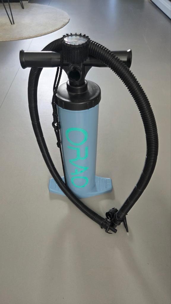 Pump for kite or air air mattress or sup, Ophalen