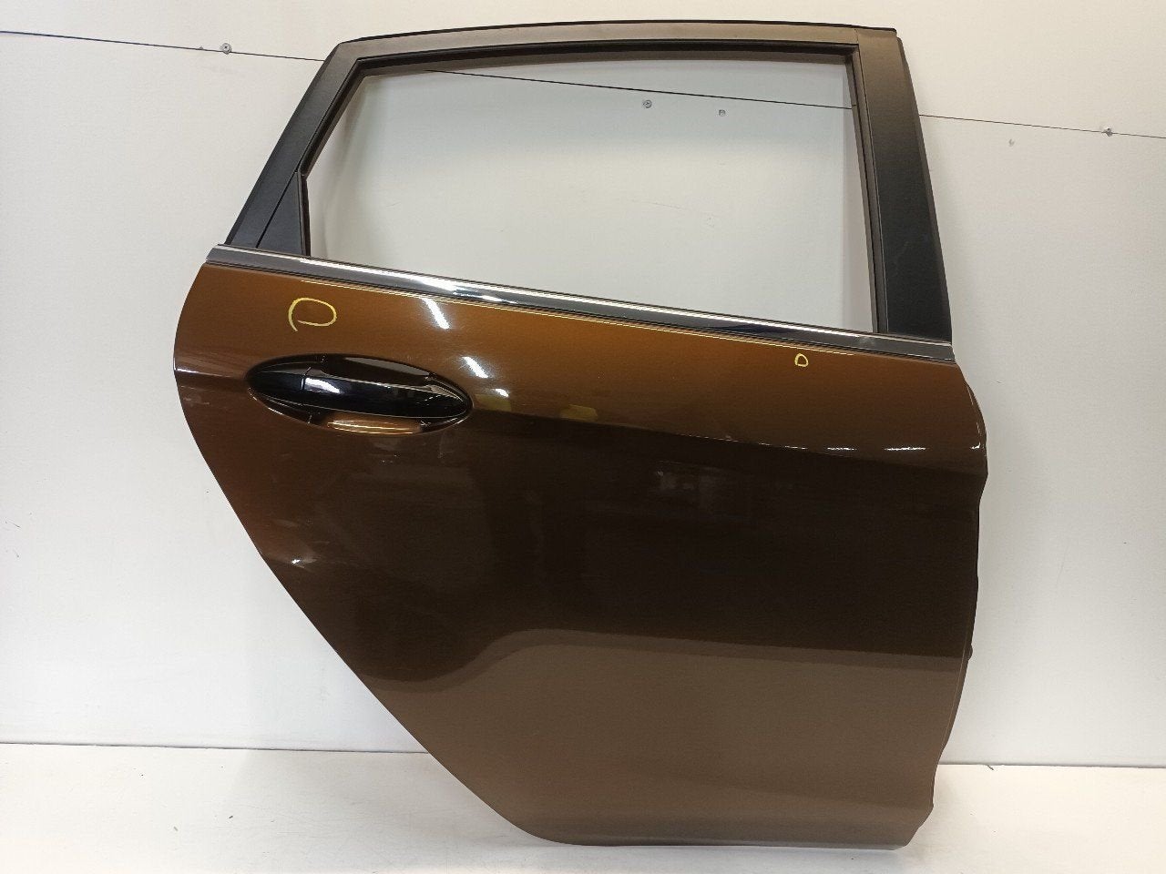 Portier rechts achter Ford Fiesta, Auto-onderdelen, Onderdelen@venauto.nl, Van der Ven Autorecycling B.V., Gebruikt, Ettenseweg 76, 4706 PB Roosendaal, The Netherlands