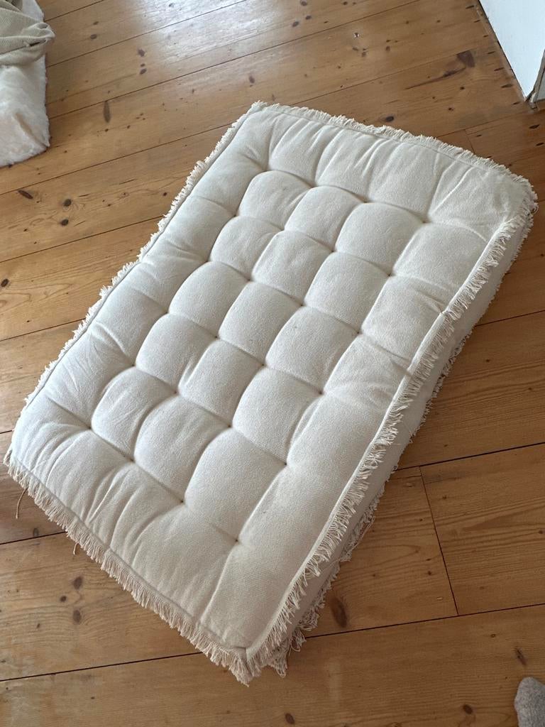Palletkussen Xenos - Zo goed als nieuw, Huis en Inrichting, Woonaccessoires | Kussens, Ophalen, Zo goed als nieuw, Beige, Rechthoekig