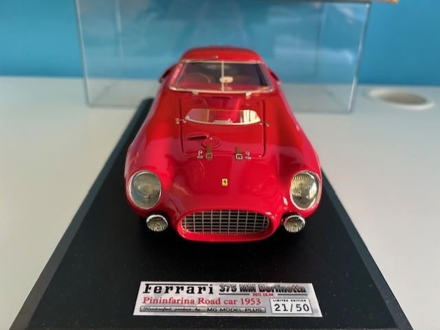 FERRARI 375 MM BERLINETTA PINNINFARINA 1953 1:18 MG MODEL, Hobby en Vrije tijd, Modelauto's | 1:18, Ophalen of Verzenden, Zo goed als nieuw