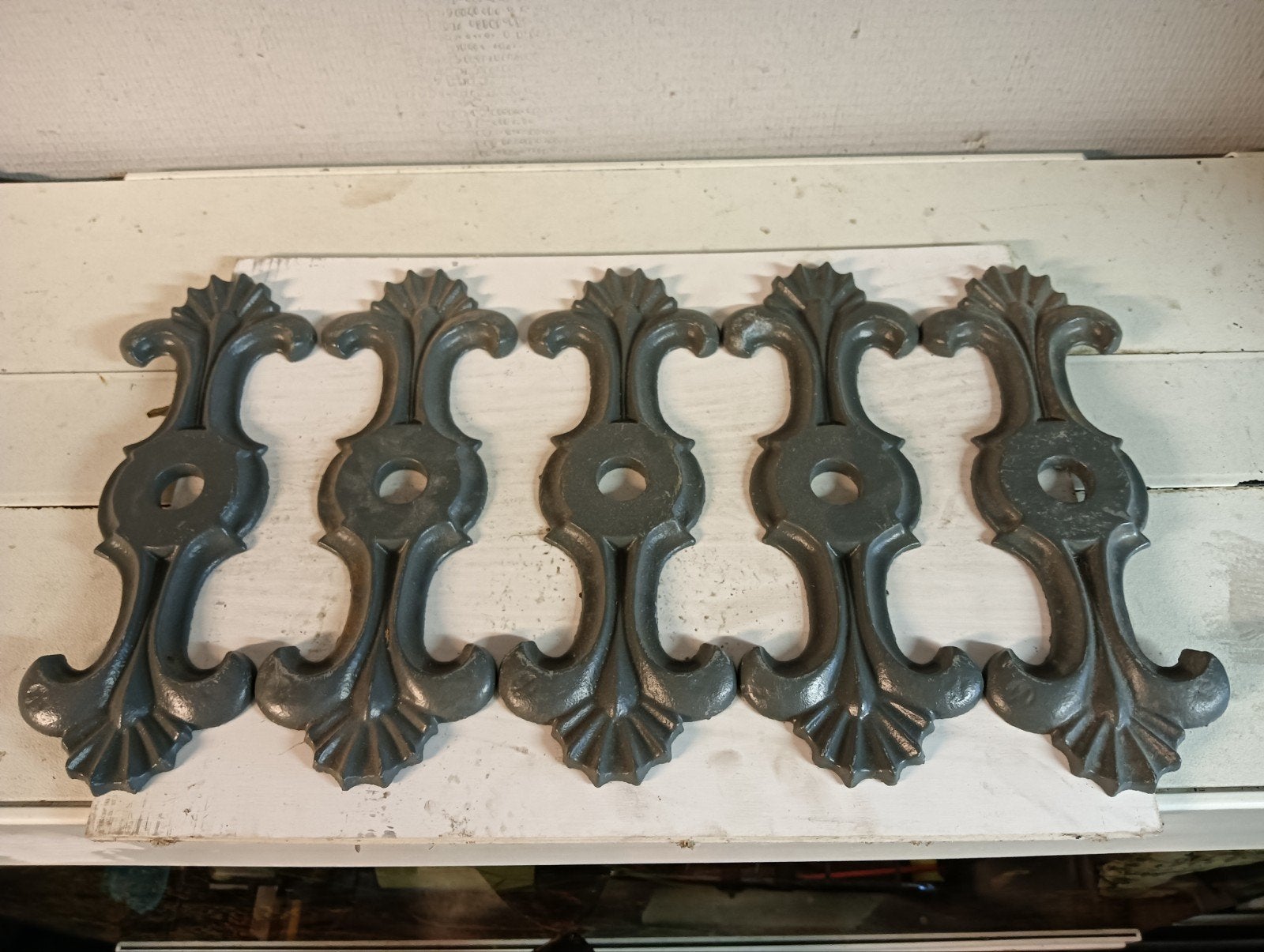 5 Gietijzeren Rozetten - Decoratieve Ornamenten, Ophalen of Verzenden