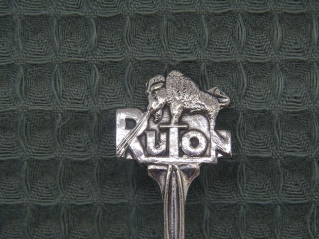 Lepeltje: Rutton Stier, Verzenden