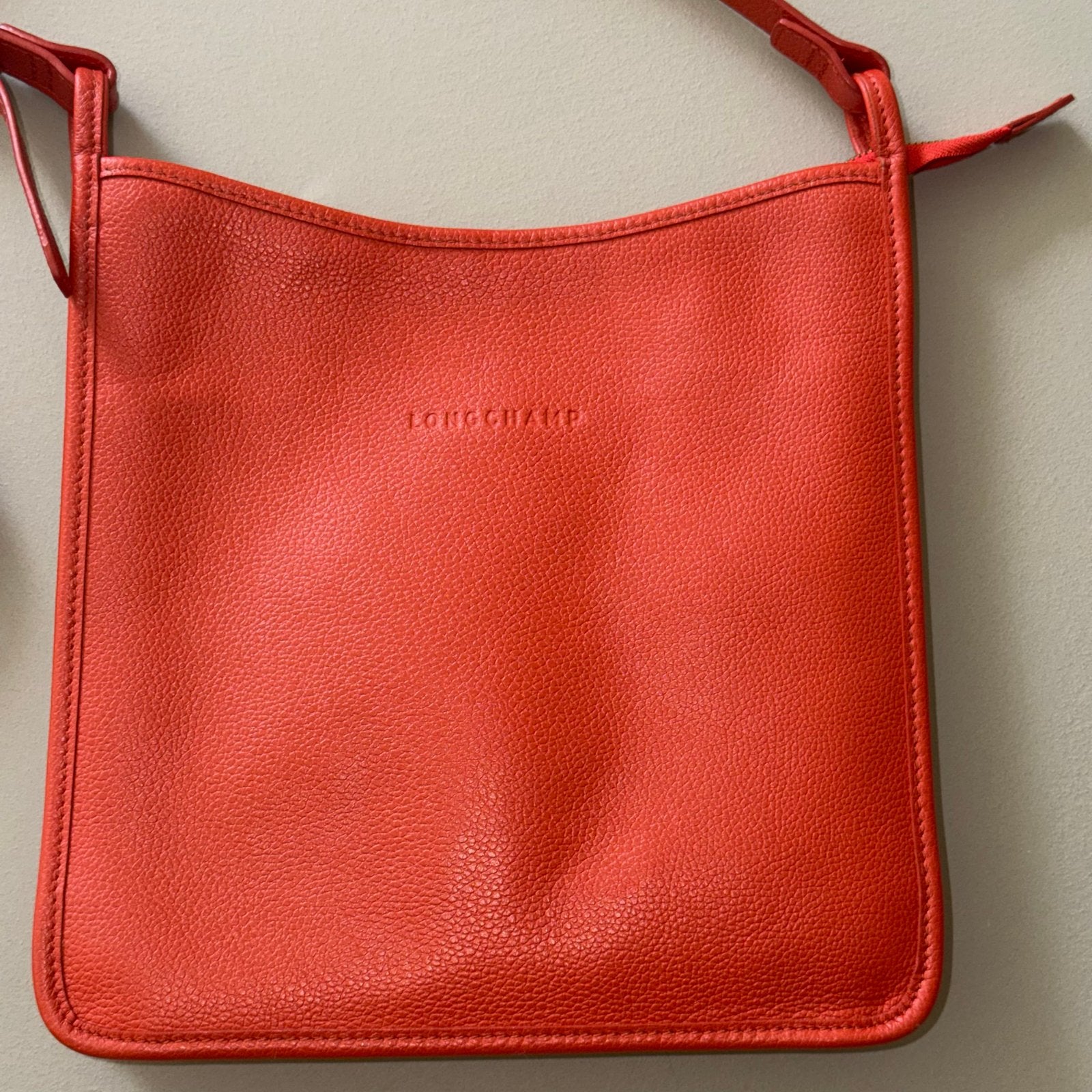 Longchamp Foulonné M crossbody – nieuwprijs €360, Ophalen of Verzenden, Nieuw, Rood, Schoudertasje