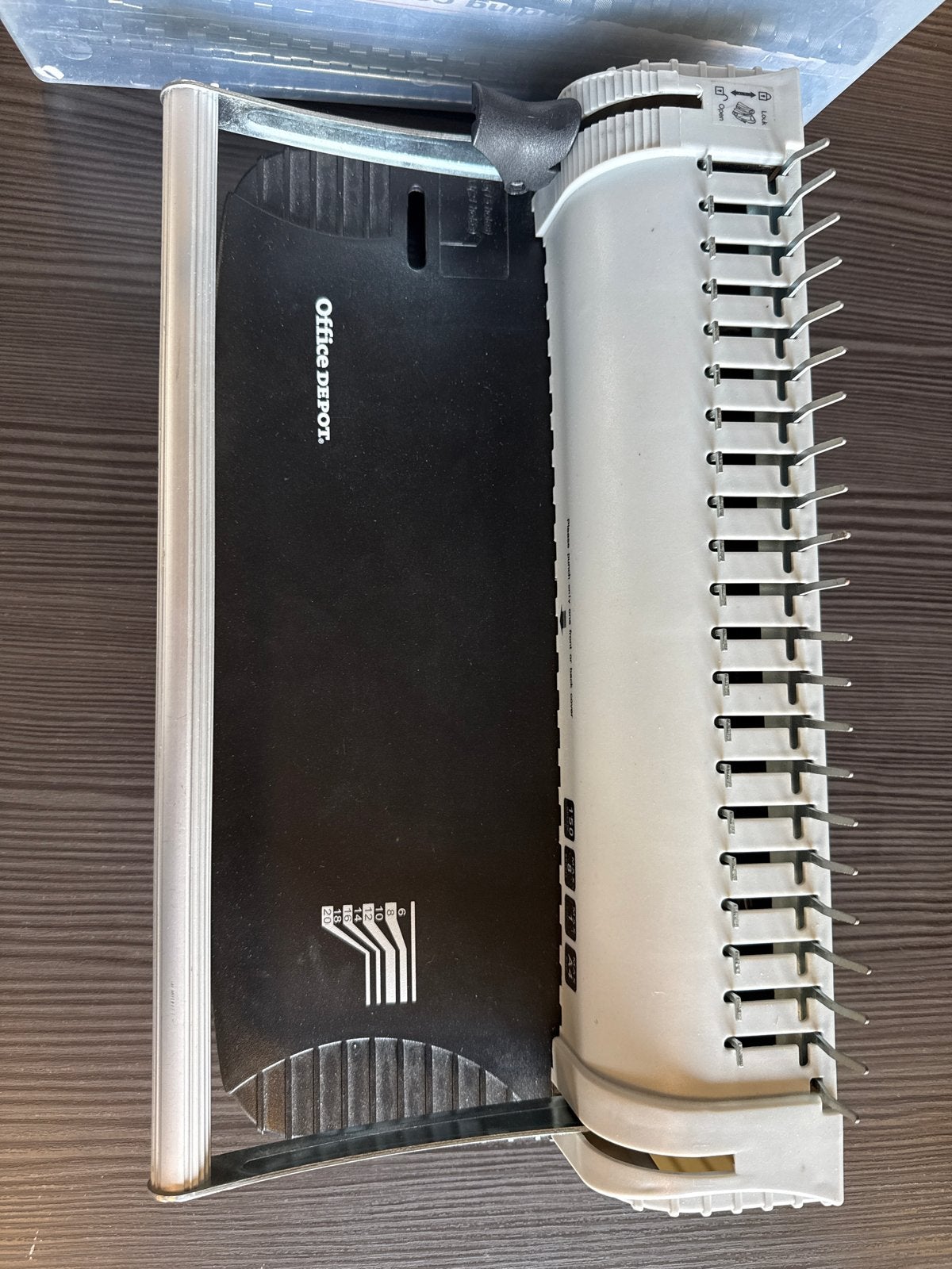 Office Depot Gaatjesmaker en Inbindmachine, Diversen, Ophalen of Verzenden, Gebruikt