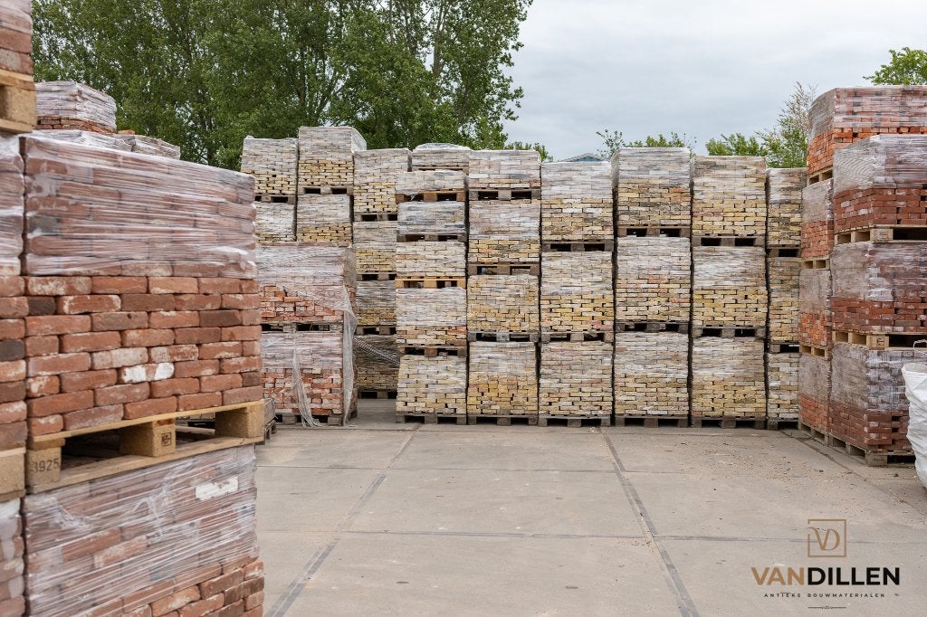 Oude stenen - geeltjes - rode steen - ijssel - VB - HV - WF, Doe-het-zelf en Verbouw, Metselstenen, Ophalen of Verzenden, Bakstenen