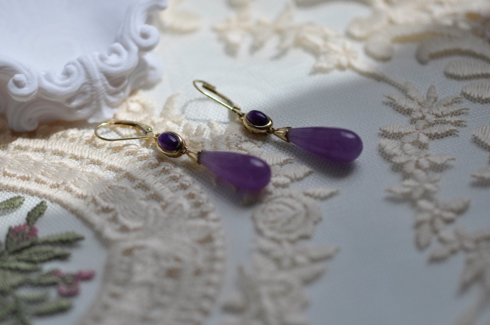 Vintage 9 karaat goud Amethist, Sieraden, Tassen en Uiterlijk, Oorbellen, Hangers, Ophalen of Verzenden, Zo goed als nieuw, Nvt
